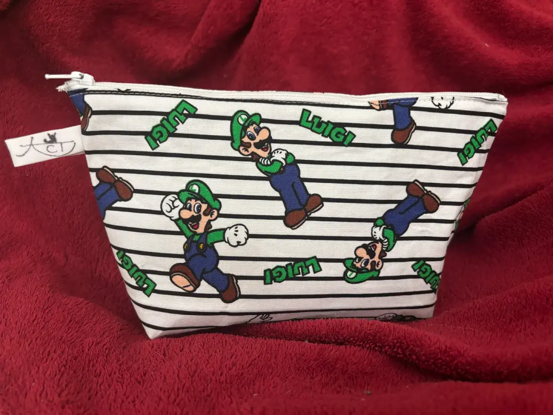 SALE - IYKYK Zipper Pouch
