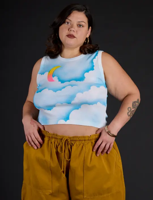 Airbrush Muscle Tee - Morning Moon