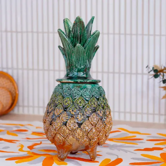 Piña Alta 11" Decorative Pineapple Sculpture