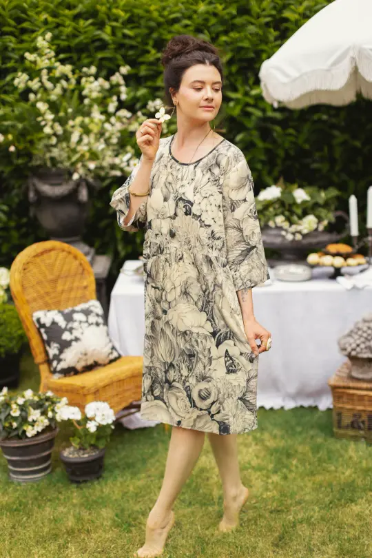Honey & The Moon Artist Dress