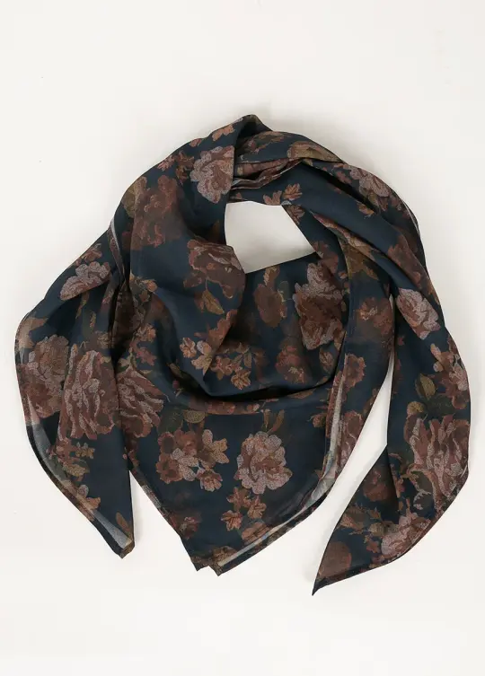 Chels Scarf in Large Navy Floral