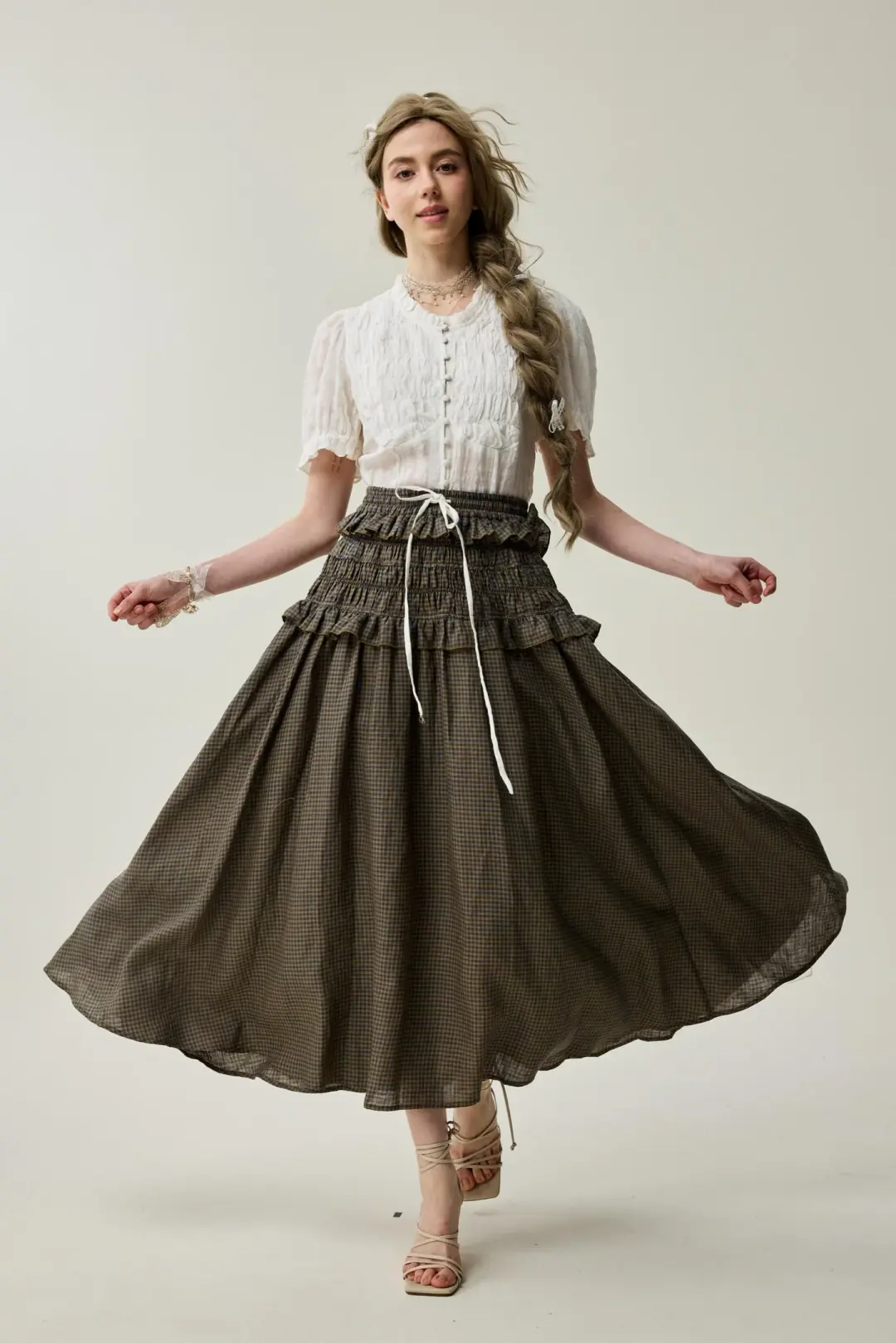 Wind 33 | Ruffled linen skirt