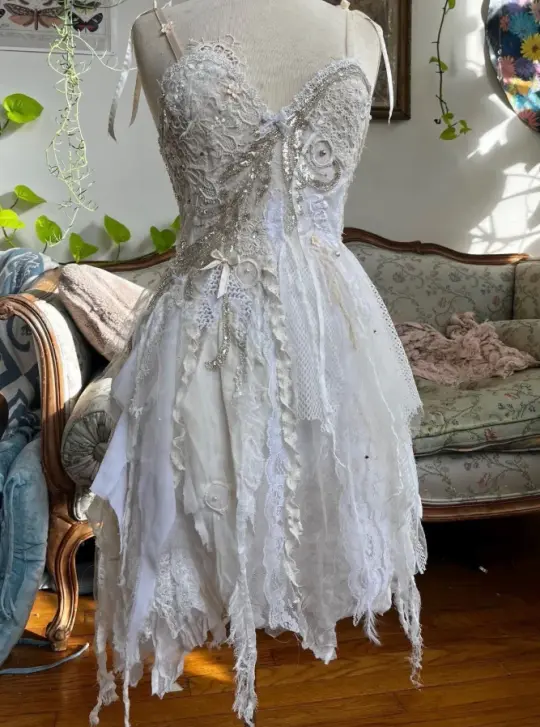 Gorgeous White Homecoming Dress ,A-Line Spaghetti Straps Lace Embroidery Corset Cami Dress RS1071
