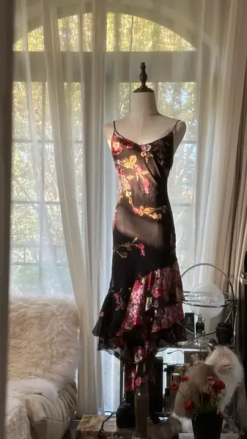 Black with pink floral print, halter-neck, fitted, asymmetrical hem, long ball gown R7738