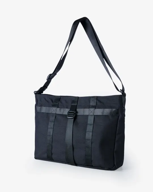 OGL Originale Tech Material Aviator Bag - Black