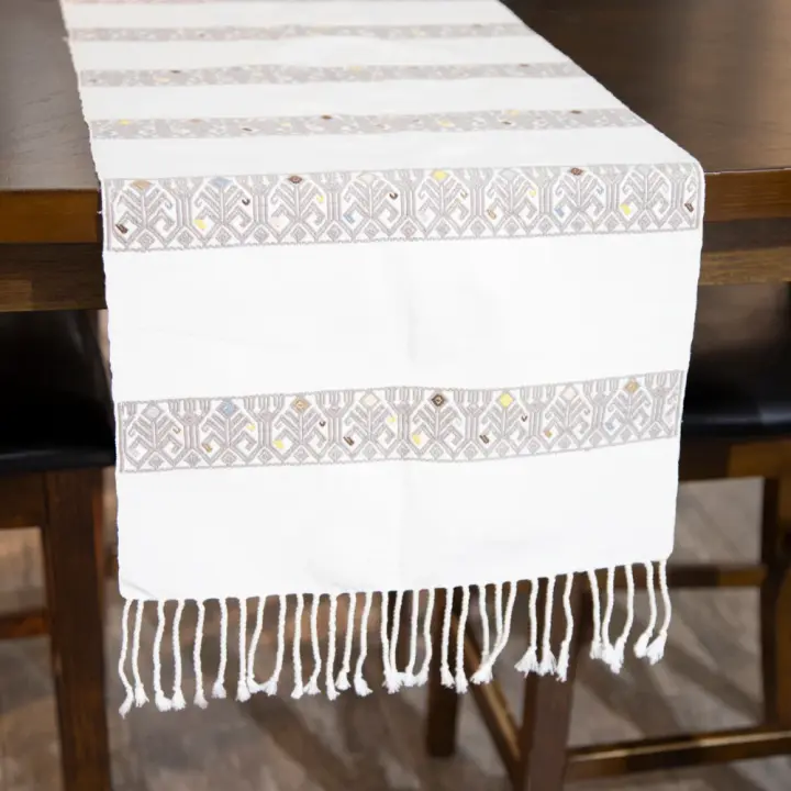 Larráinzar Brocade Runner