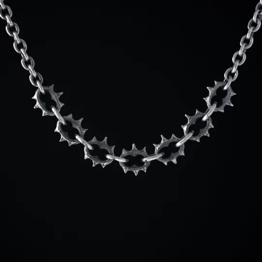 Barbed VII Necklet (MTO)
