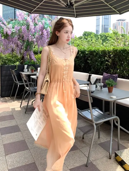 Solid color square neck lace suspender dress summer French retro temperament loose slim skirt R4663