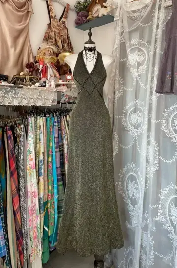 Olive gold halter neck fitted waist sexy long ball gown R7463