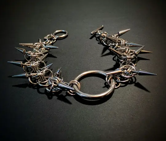 THORNS BRACELET