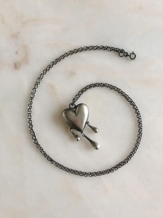 The Heart Overflows // Large // Necklace