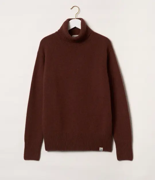 Sturdy Merino Wool-Cashmere Turtleneck