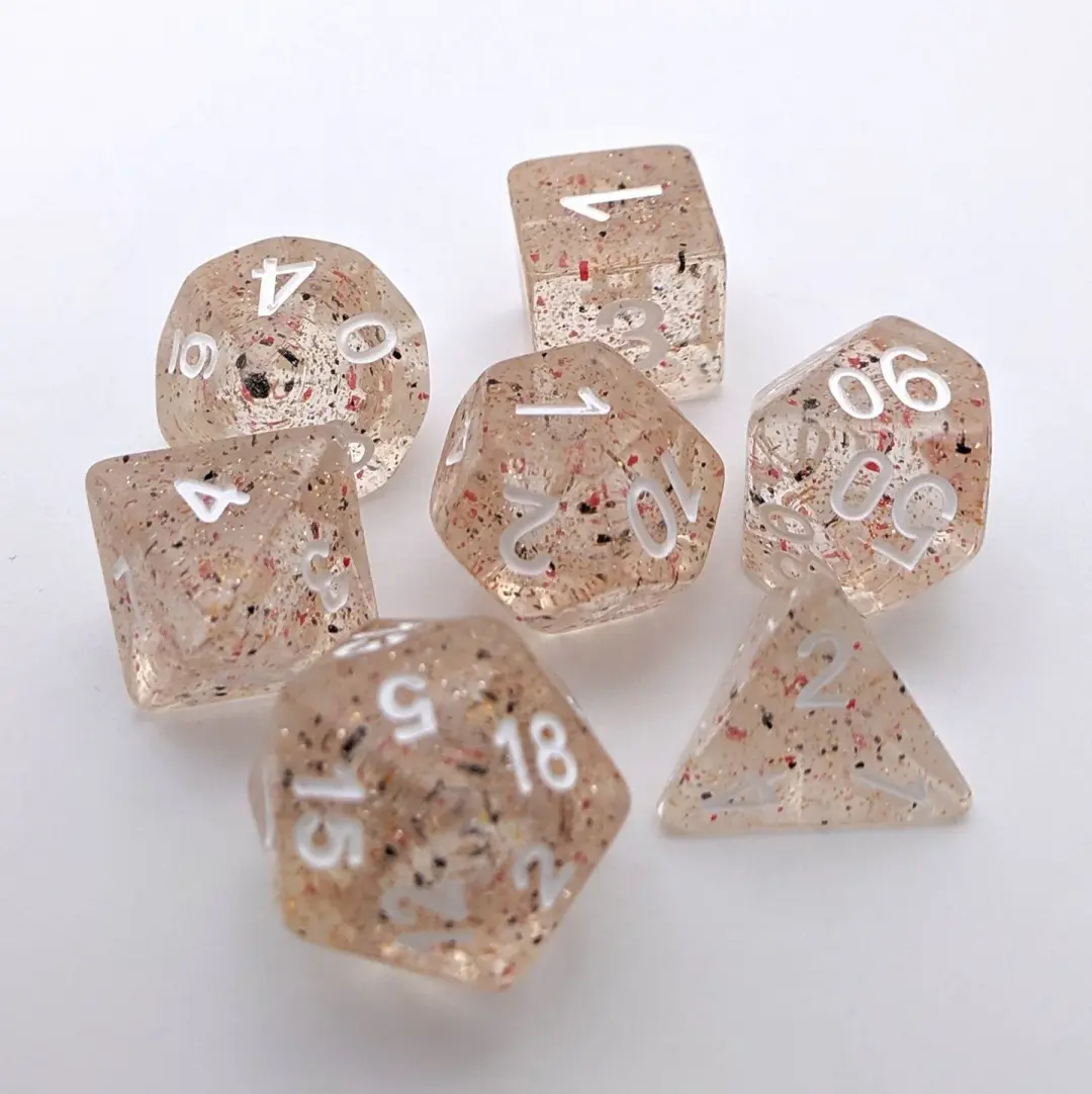 Little Stars Dice Set – 7-Piece Translucent Golden Glitter Red Black Particles