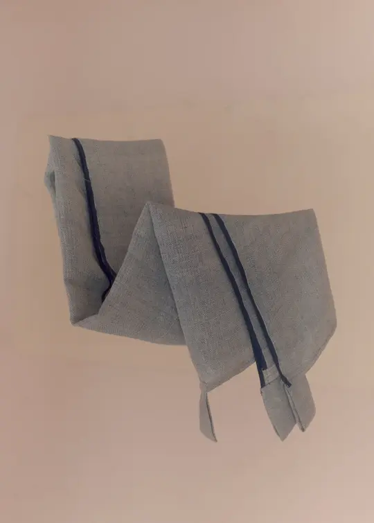 Curtain 06