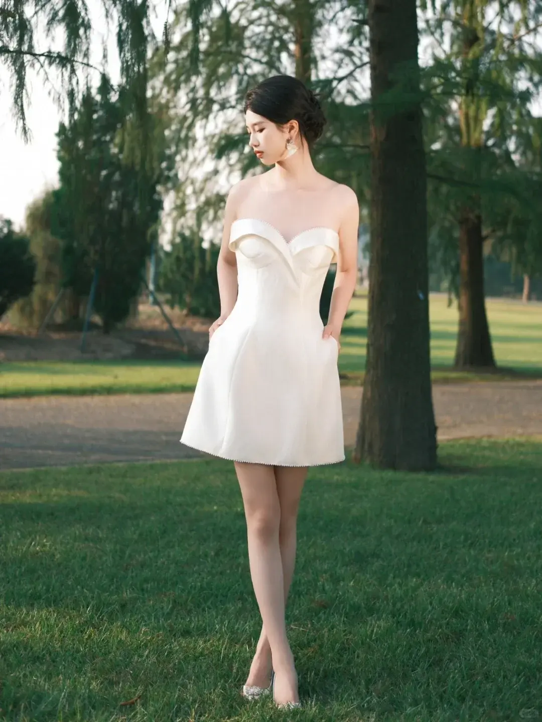 White tube top waist slimming simple gentle short skirt homecoming dress R4187