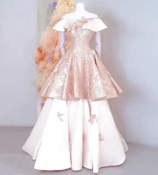 Gorgeous Champagne Prom Dress ,A-Line Bateau Tiered Coset Maxi Celebrity Dress RS1014