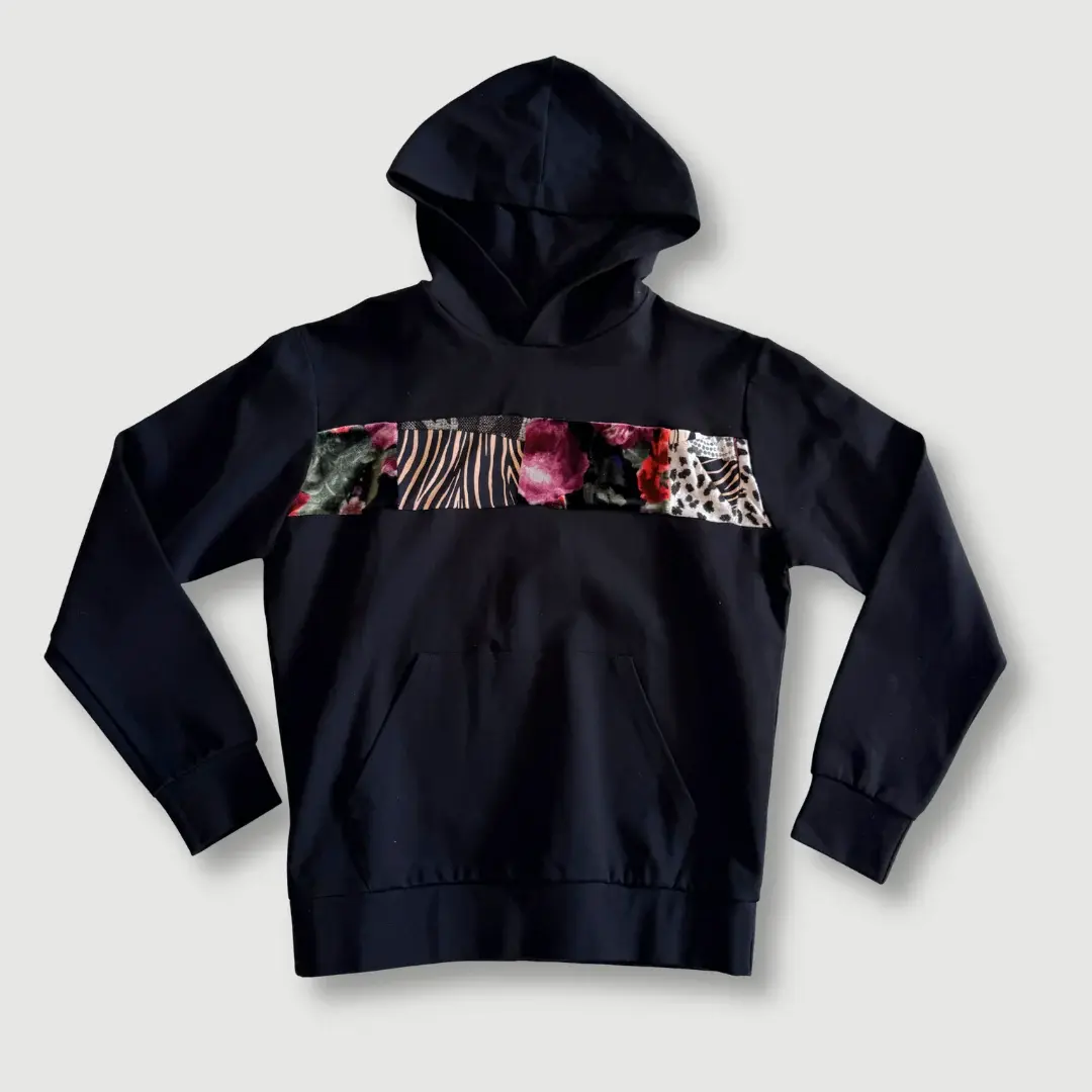 size extra small - preloved - black + mixed print stripe pullover hoodie