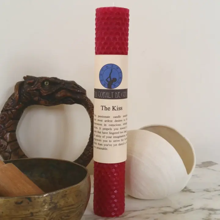 The Kiss Enchanted Candle