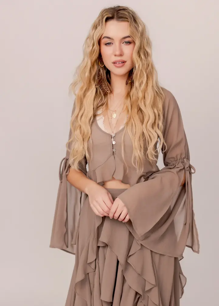 Gwendelina Top in Taupe