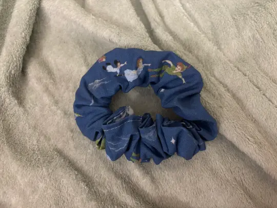 Flight Scrunchie