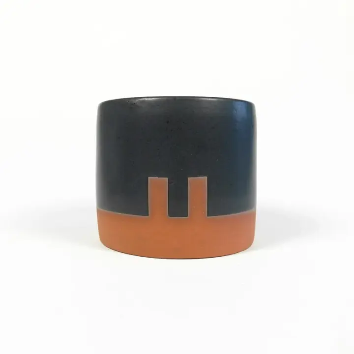 Medium Planter - Black with Notches