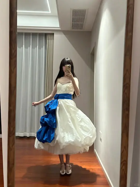 White strapless, fitted waist, tulip skirt, long ball gown, bridal dress R8840