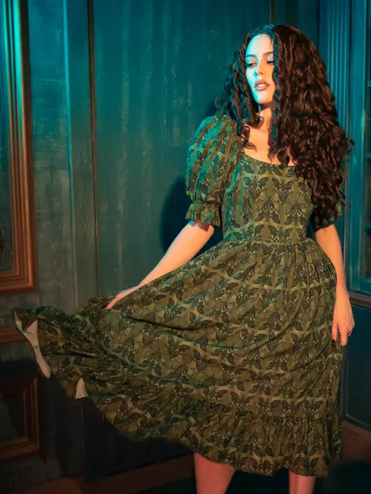 CRIMSON PEAK™ Allerdale Moth Wallpaper Midi Dress in Olive