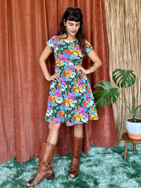 Lucy Cosmic Floral