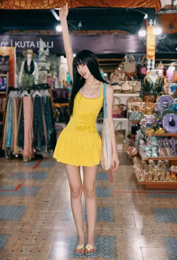 Yellow Halter Neck Mini Dress With Rose Embroidery And Pleated Skirt R9284