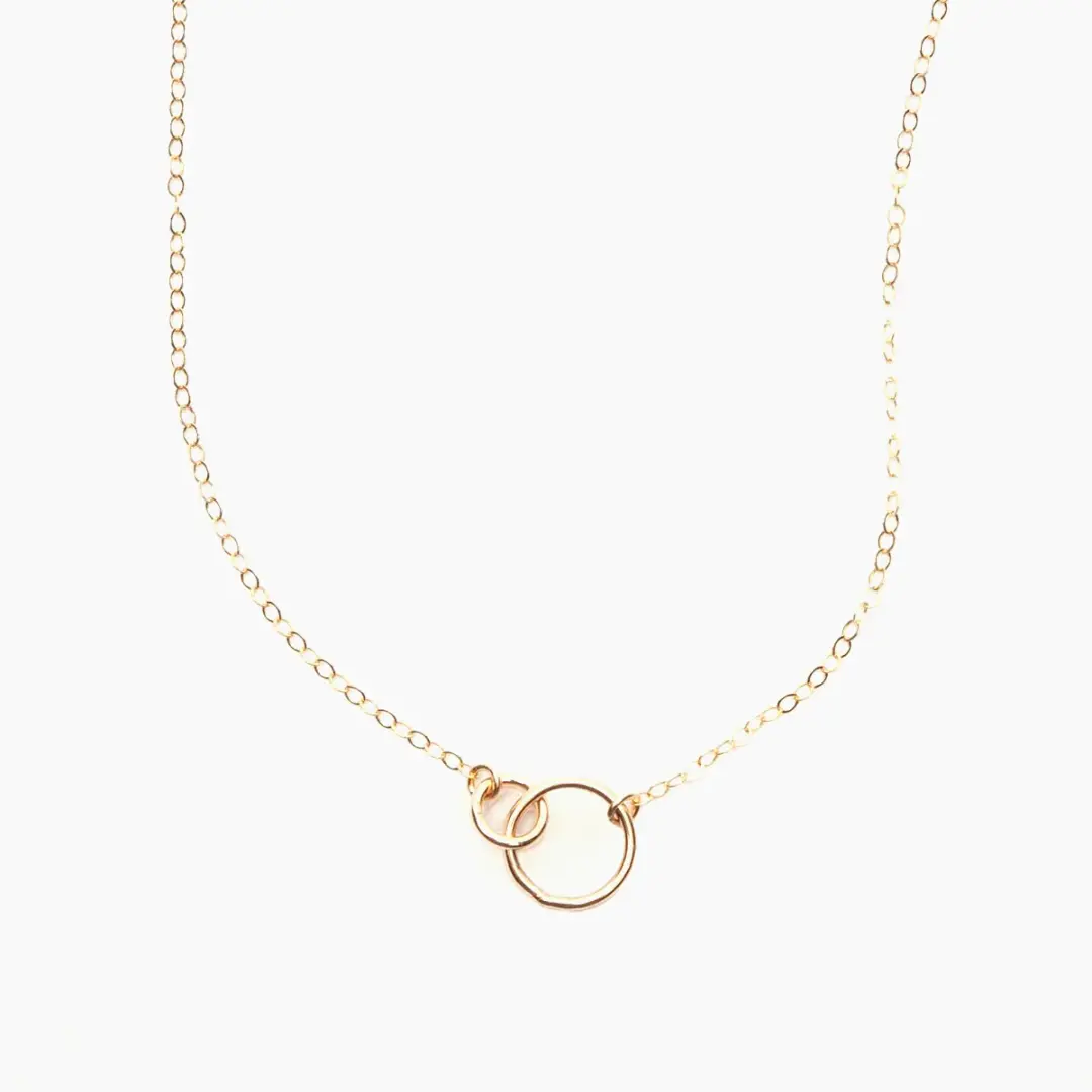 Tiny Links Necklace