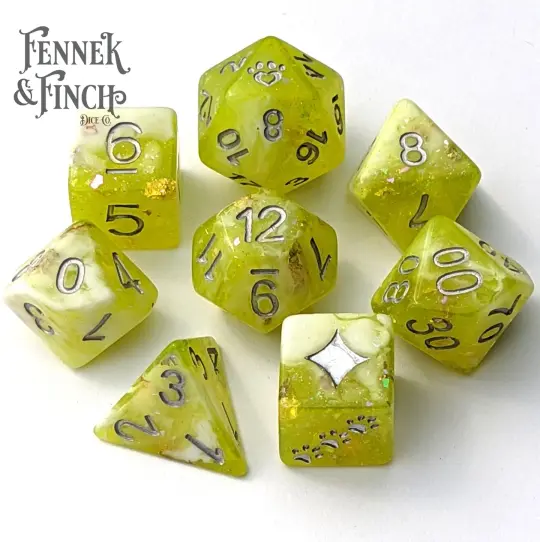 Lichen Dice Set – 8-Piece Clear Green White Marbled Cat Wizard DnD Dice