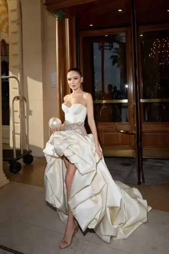 Silky Satin Corset Prom Gown , French Chic White Hi-Lo Evening Dress Celebrity Dress RS1912