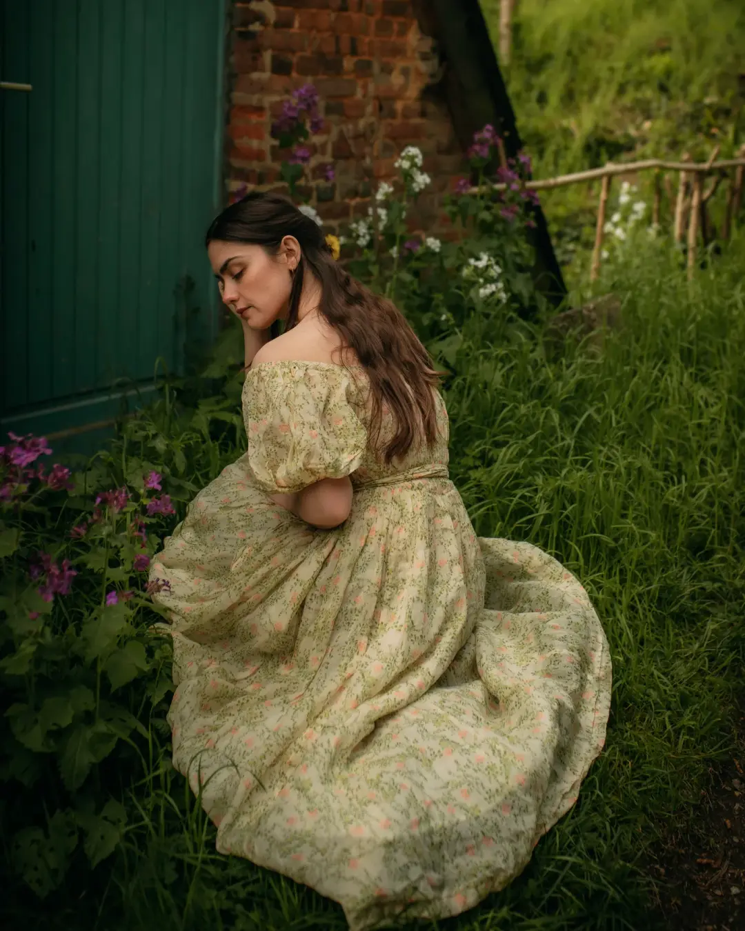 Alice 19 | Floral linen dress
