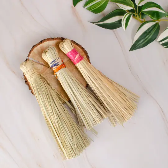 Escobitas Natural Palm Handheld Brooms