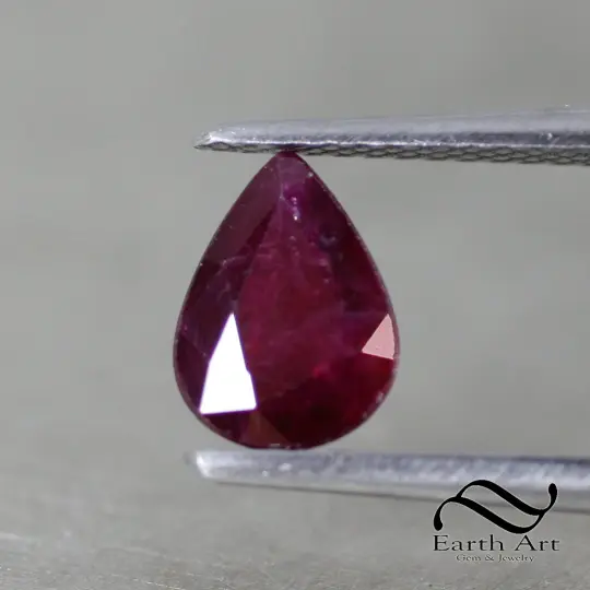1.22 ct Natural Ruby - Loose red pear 8x6