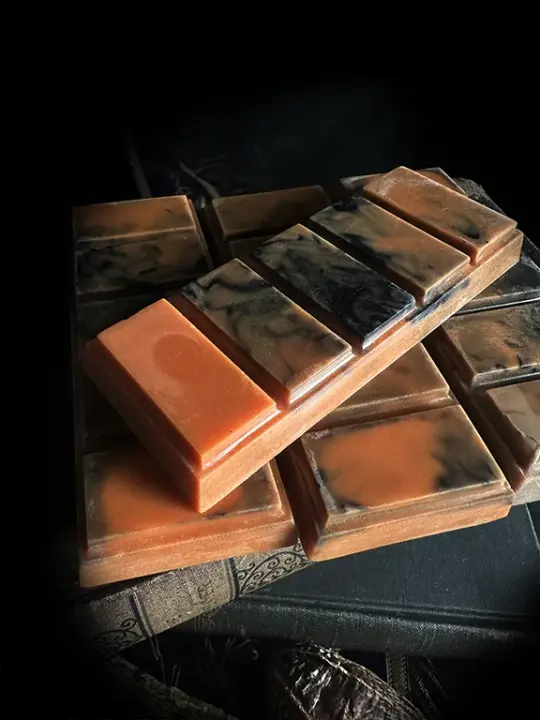 BLACK PUMPKIN WAX SNAP BAR