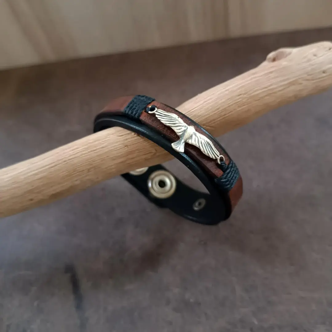 Soaring Spirit | Personalized Eagle Leather Bracelet for Men & Boys