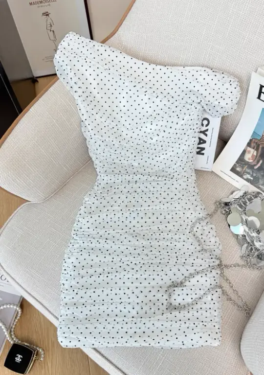 French hollow halter neck dress for women high-end temperament waist short dress R3991