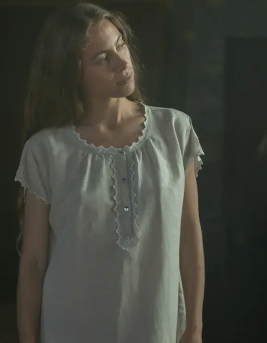Robe de nuit ou d'été 'Flavia' en lin festonné