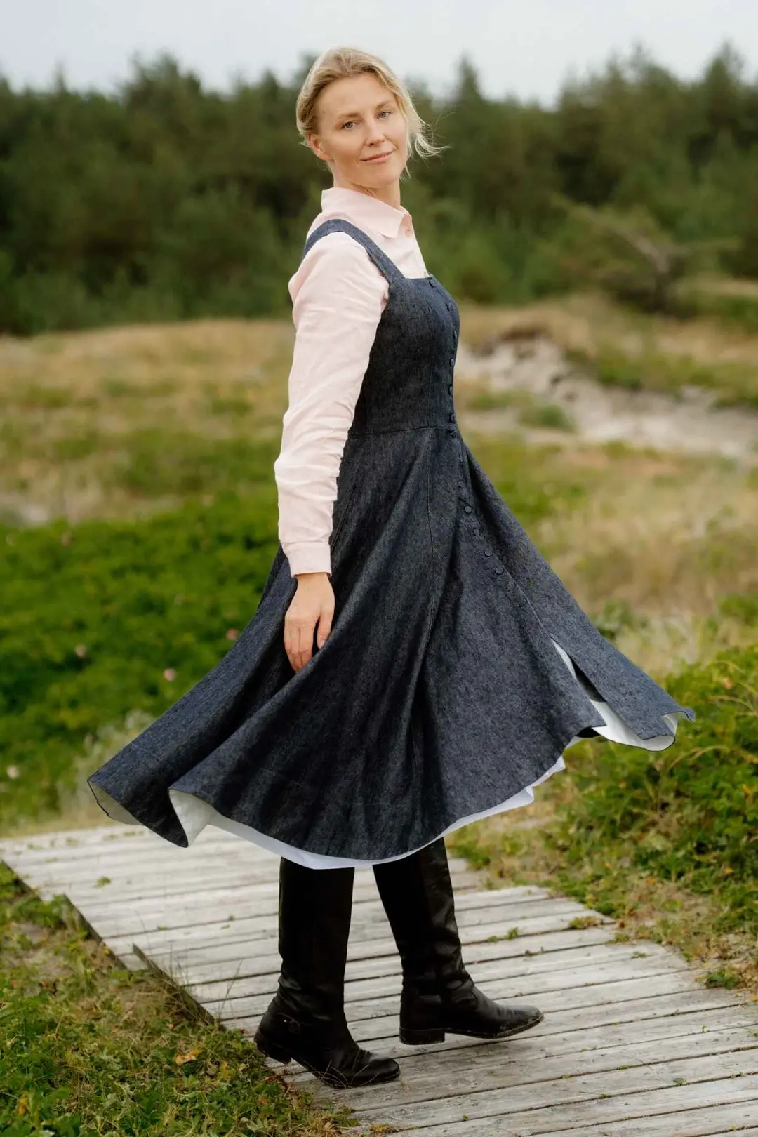 Underhill – Square-Neck Linen Denim Midi Dress