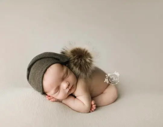 Marcel thick knit beanbag backdrop