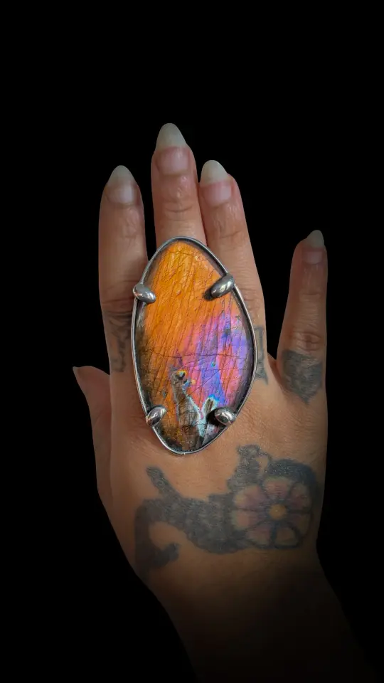 ÍGNEA | Labradorite Adjustable Ring