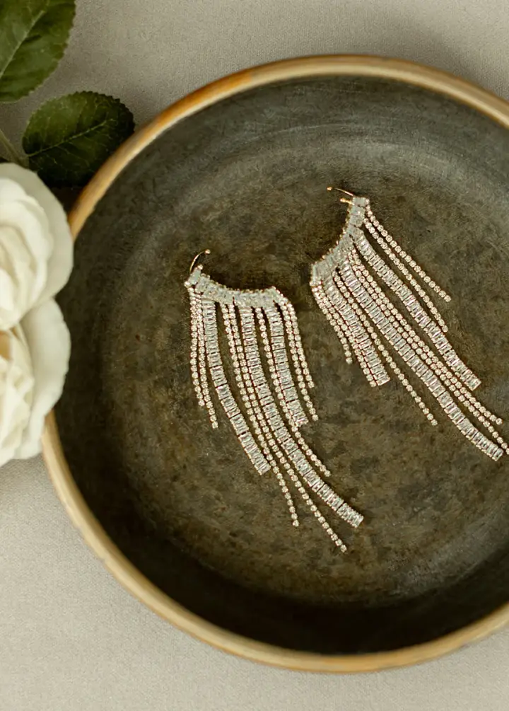 Billie Dove Earring in Matte Gold