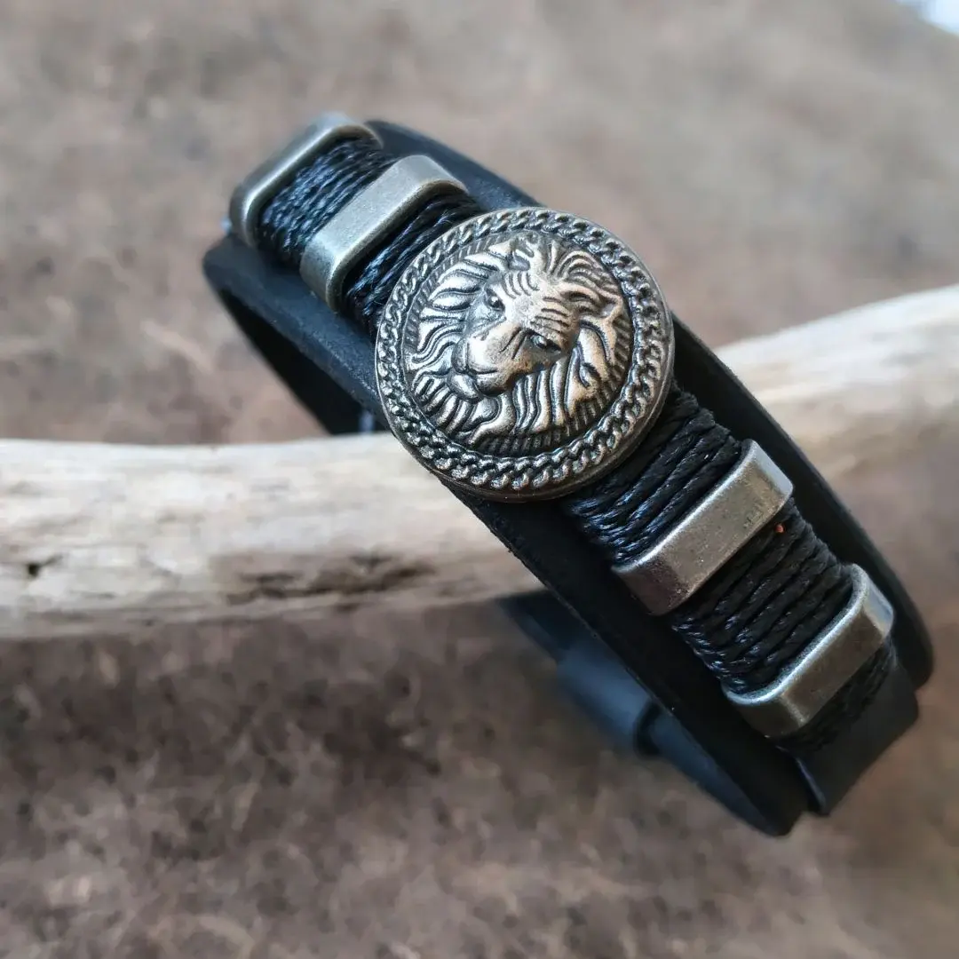 Black Leather Lion Bracelet – Adjustable Industrial Style