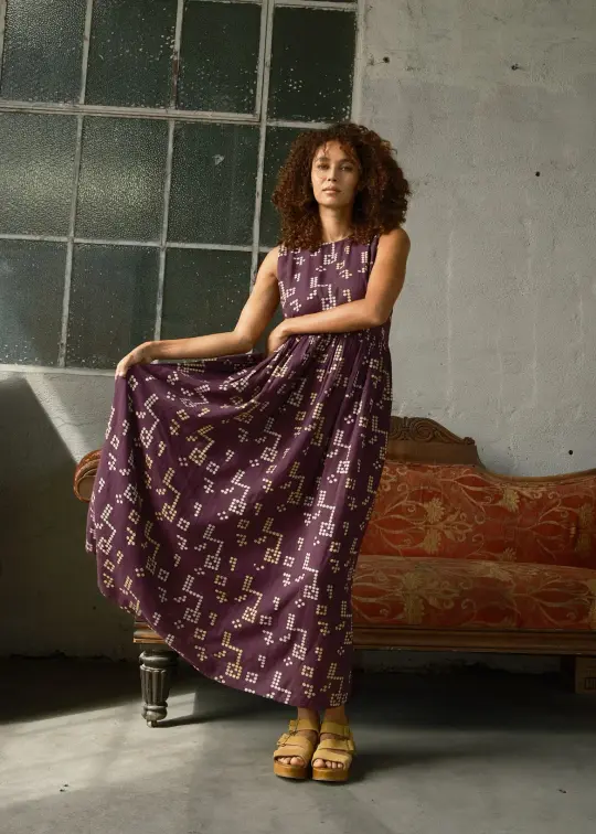 sample sale | elani dress crossword | XS & S
