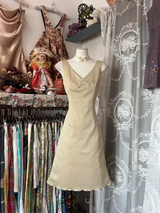 Light Brown Sleeveless Waist-Cinched Slim-Fit Short-Length Ball Gown R7422