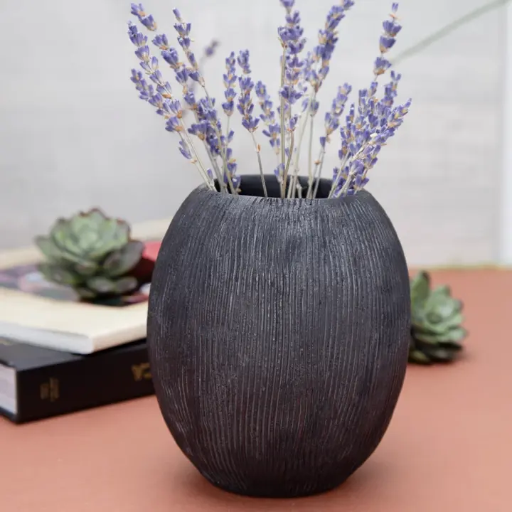 Barro Negro Zurcos Small Vase