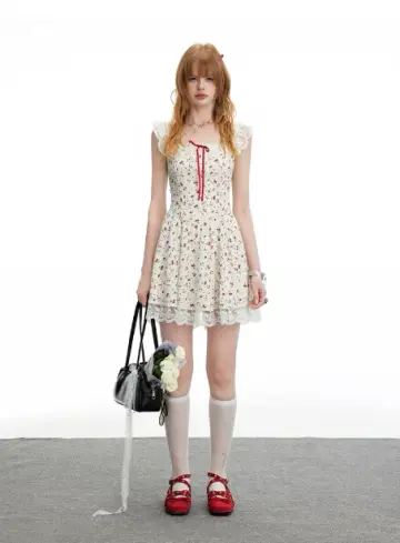 Y2K Cottagecore Floral Dress With Lace Trim, Red Bow Detail And A-Line Skirt R9310