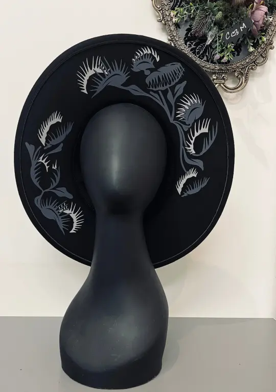 Monochromatic Venus Fly Traps Vegan Felt XL Hat