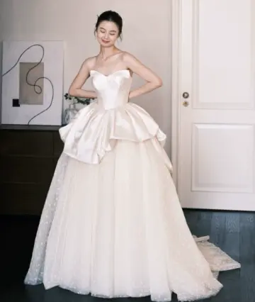 Elegant White A-Line Strapless Tiered Corset Maxi Wedding Dress RS1166